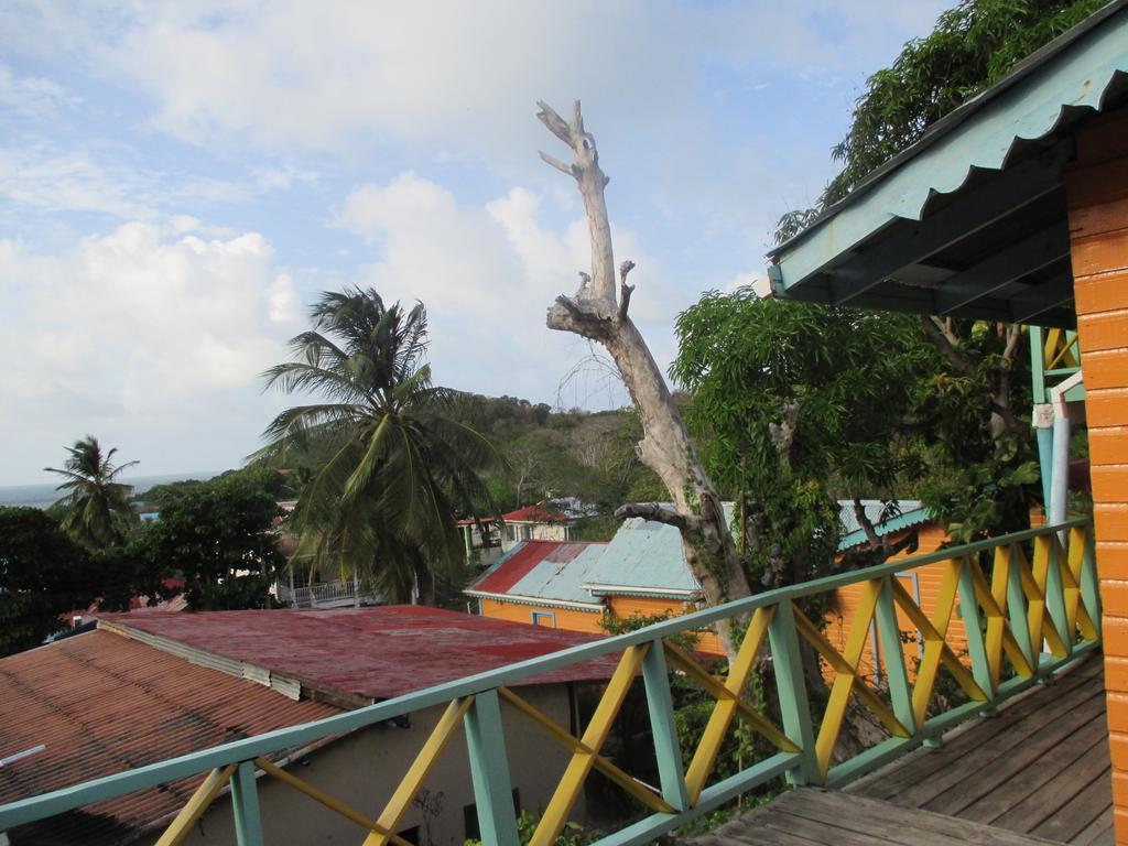 Hotel Flemming Tree Providencia Island Exterior foto