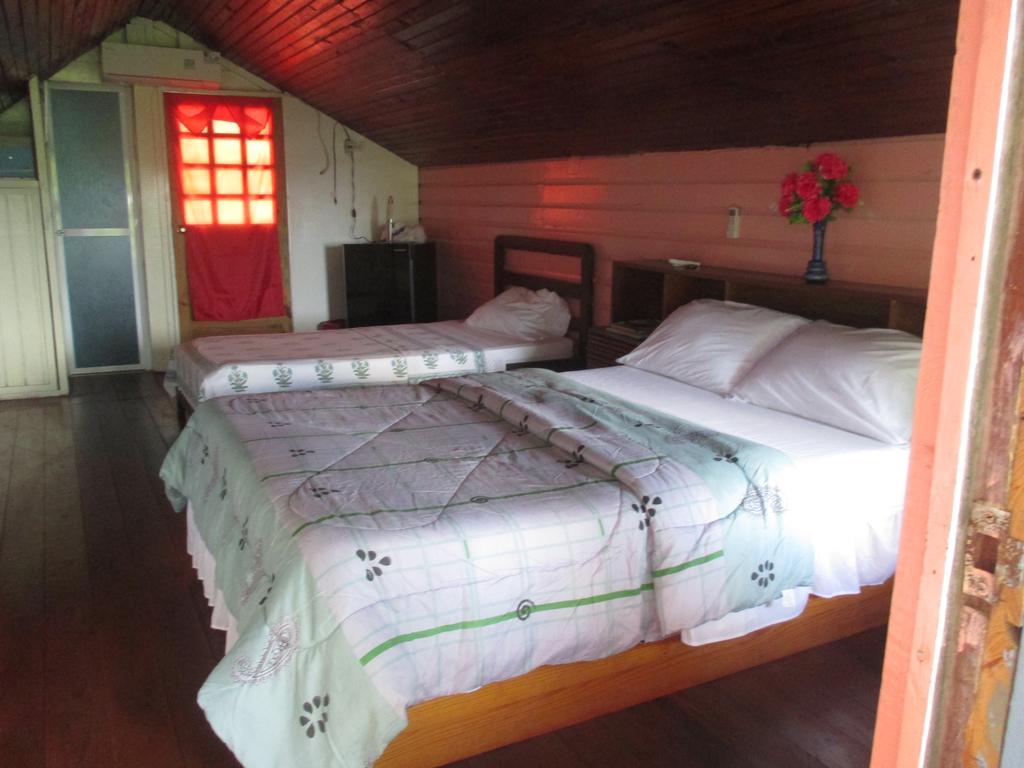 Hotel Flemming Tree Providencia Island Exterior foto